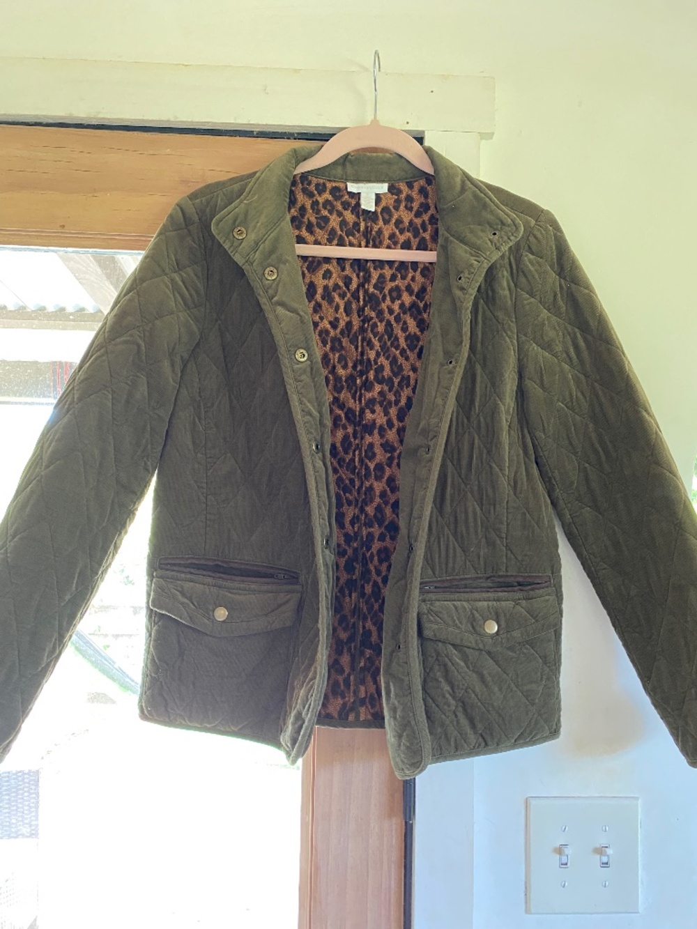 Women’s lightweight corduroy quilted Coat/Jacket with leapord lining